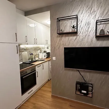 Savamala Promenada 57